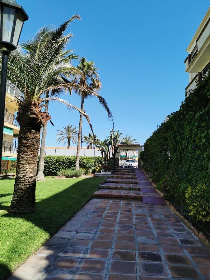 Lido Beachfront Torremolinos Exterior photo